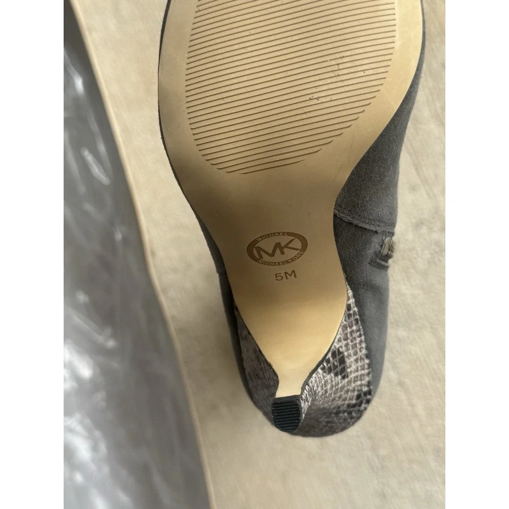 Michael Kors Caroline Boots Womens 5M Gray Suede Embossed Leather KNEE HIGH NIB
